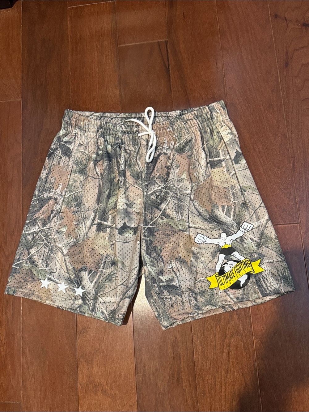 Ultimate Fighting Camouflage Men's Shorts - Beige/Green medium